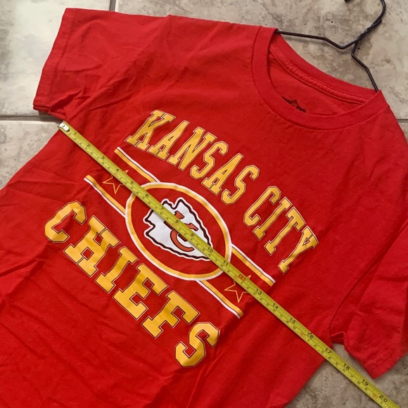 Kansas City Chiefs Red T-Shirt NFL Women Small - Picture 10 of 12